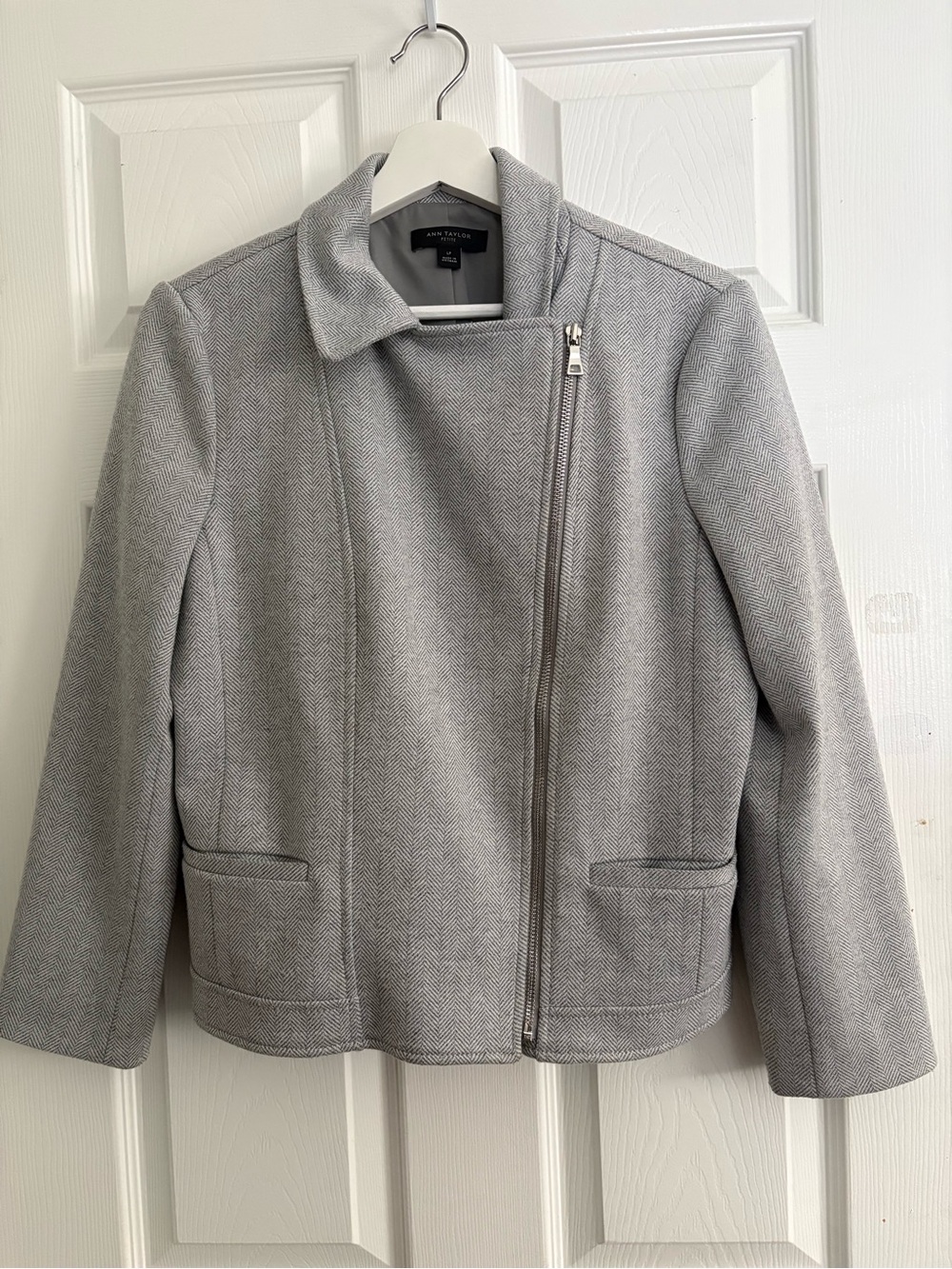Ann Taylor Light Gray Zip-Front Women's Jacket Blazer LP large petite